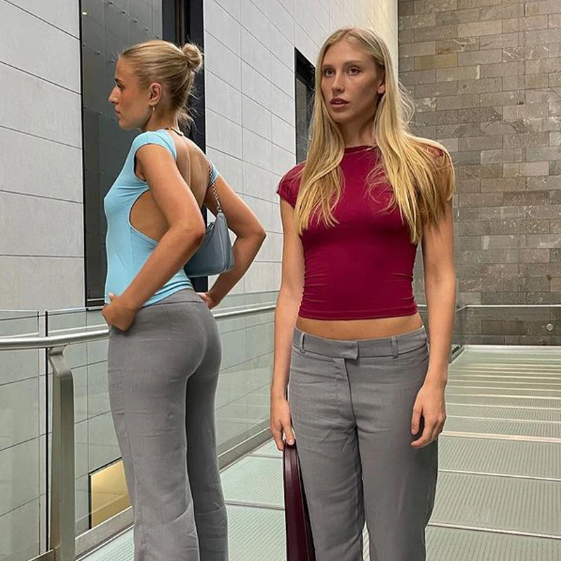Black backless slim crop top—sexy short sleeve O-neck tee for summer streetwear and clubwear. Casual yet chic, perfect for bold fashion statements. - Image 35