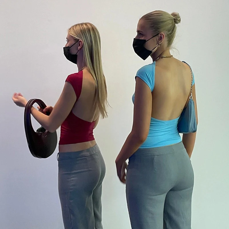 Black backless slim crop top—sexy short sleeve O-neck tee for summer streetwear and clubwear. Casual yet chic, perfect for bold fashion statements. - Image 33